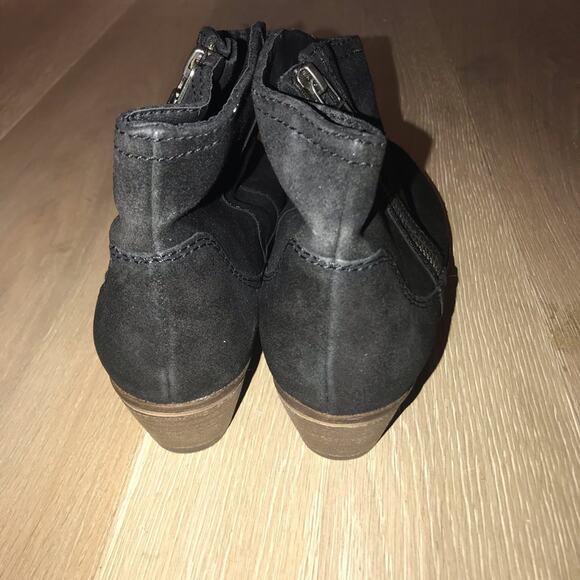 Steve Madden Leonn  Black Suede Ankle Bootie 8.5 - Picture 4 of 6